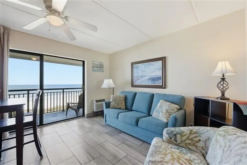 Beacher's Lodge Oceanfront balkongsvit - Inkluderar hotellstädning - Image 1