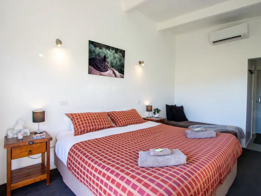 Lodge by the River - Studio 1 - Image 1
