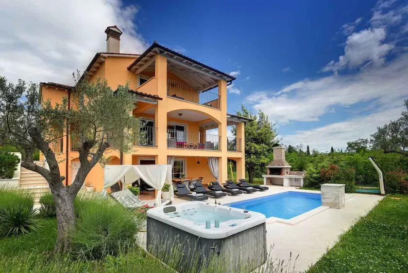 Herrliche Villa mit Pool, Whirlpool, Sauna, Fitnessraum,WiFi und nur 2 km vom Strand entfernt - Image 1