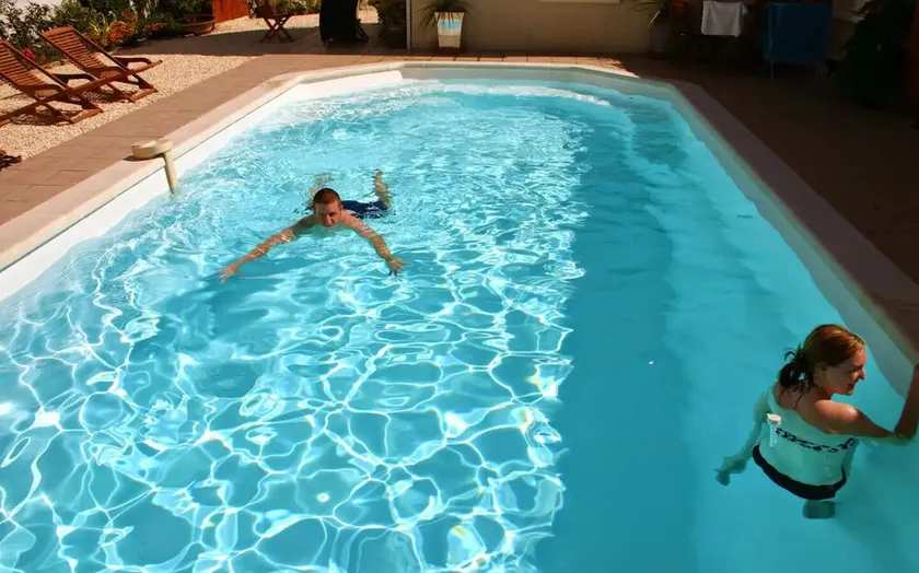 Charming House + Family Gites + Pool / La Rochelle, sleeps 20+ - Image 1