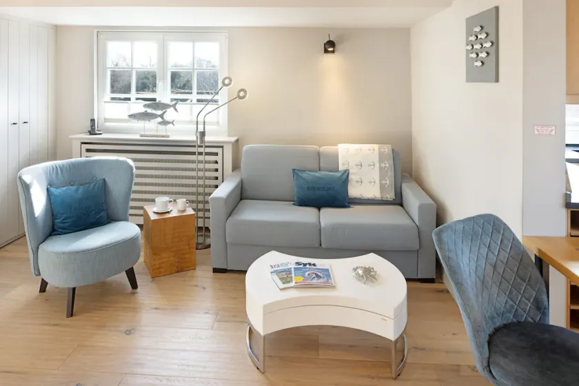 Modernes Appartement im Obergeschoss für Zwei Personen mit Balkon - Image 1