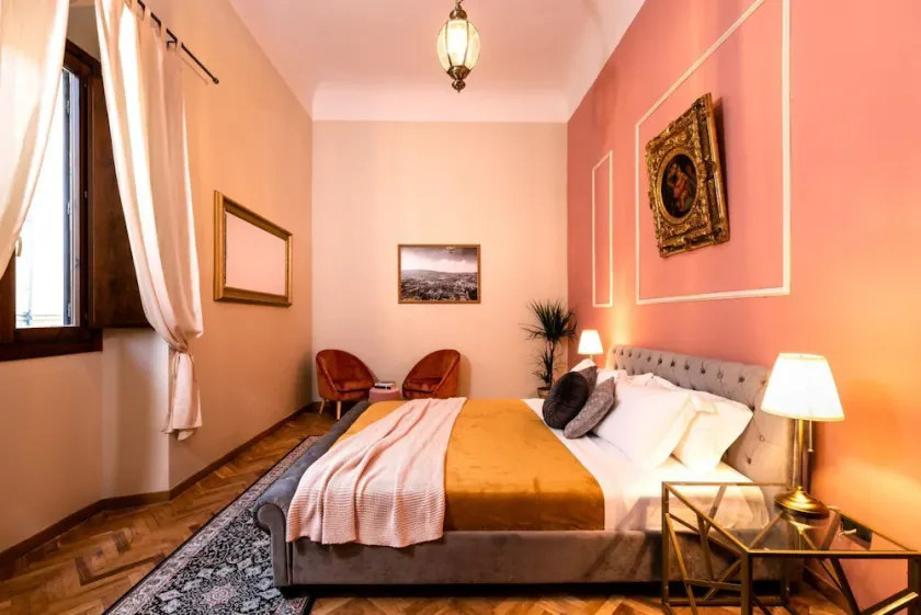 NEUER Florentiner Palazzo☆3 Schlafzimmer☆Private Terrasse☆WLAN☆ - Image 1