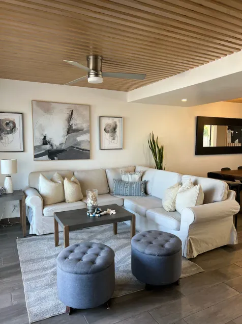 DESIGNER VILLA.. STUNNING. Location, location, location!!! - Image 1