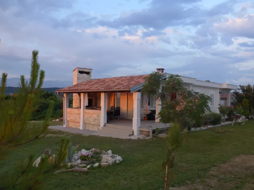 House Mirabella - the house directly by the sea - ideal for family vacations - Image 1