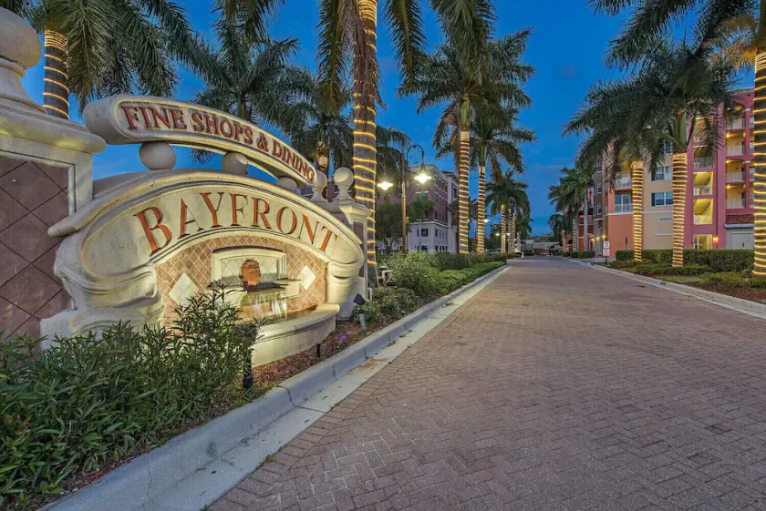 SW  FLORIDA HIDEAWAY.......LIVE, LOVE, LAUGH, REPEAT !! - Image 1