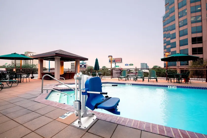 Studio | Free Breakfast + Outdoor Pool and Hot Tub - Image 1