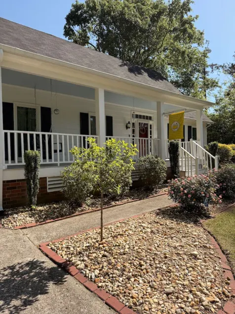 Charming Cape Cod Style Home-Masters Rental - Image 1
