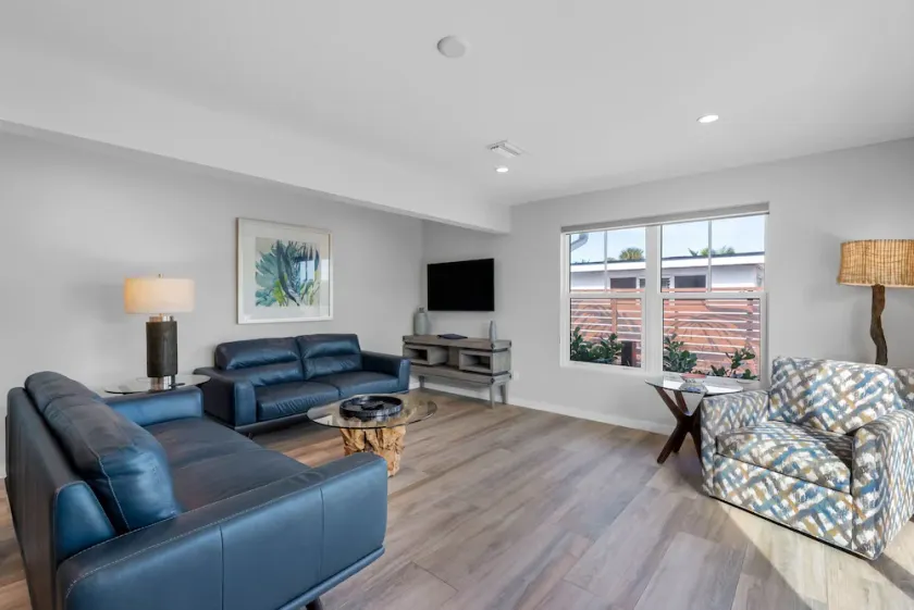 1 Bedroom/1 Bath Villa (Ground Level) - Unit 9 - Image 1