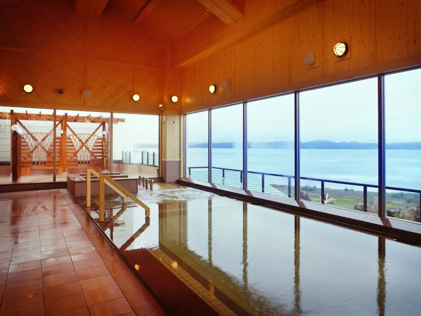 Lake Saroma Tsuruga Resort - Image 1