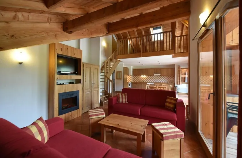 Wifi, skiurlaub an der piste, schwimmbad, hammam, terrasse, balkon, fernseher - Image 1
