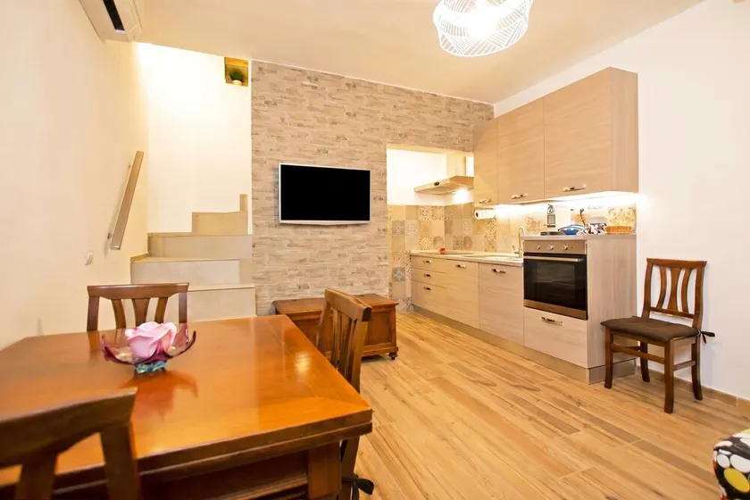 Casina Valentina - Happy Rentals - Image 1