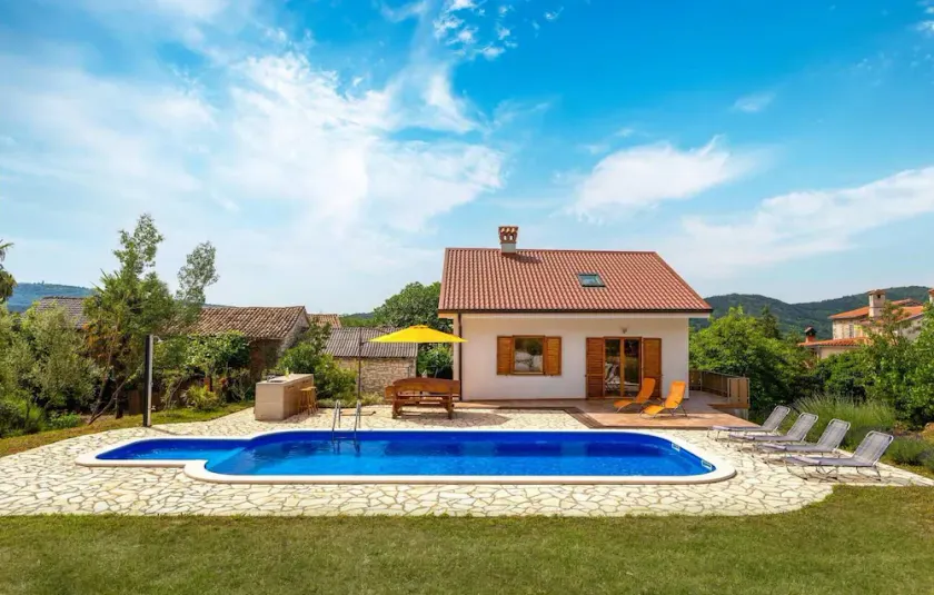 Lovely home in Buzet with sauna - Image 1