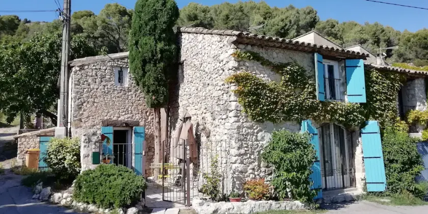 Charmantes Steinhaus von 90m2, am Fuße des Luberon von 2 bis 4 Pers - Image 1