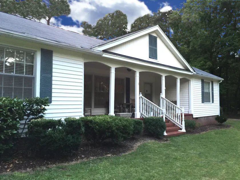 Killian House Retreat, 4br 2ba Relaxing Get away private home - Image 1