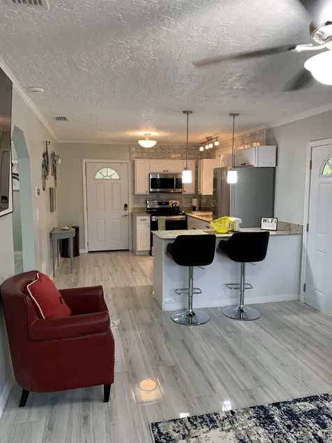 Sunshine Villa Two - Image 1