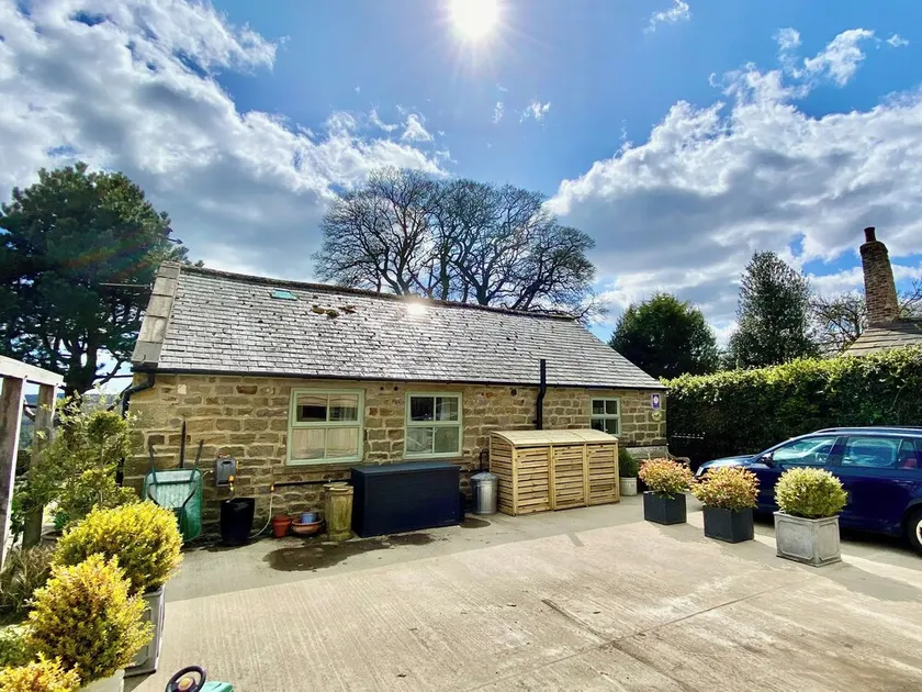 2 bedroom accommodation in Fearby near Masham - Image 1