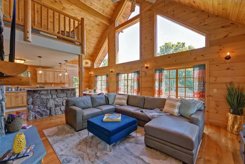 Berkshire Vacation Rentals: Great Barrington Cabin Sleeps 14 Walk To Town - Image 1
