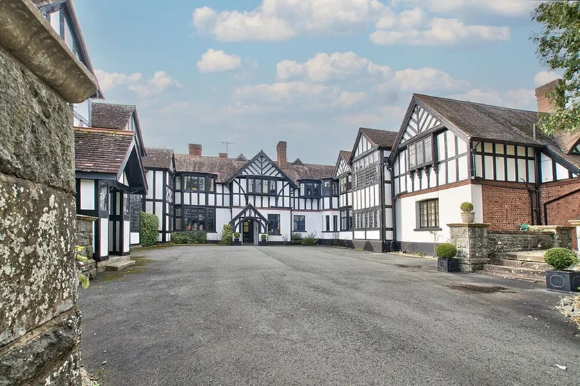 Caer Beris Manor By Group Retreats - Image 1