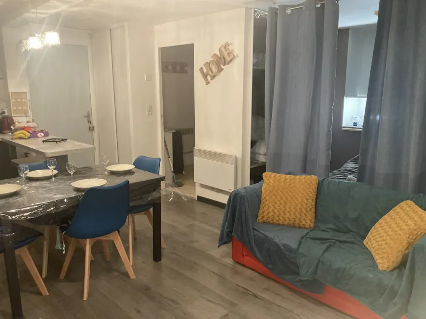 Le « studio sur la Neste » dans le centre d’Arreau - Image 1