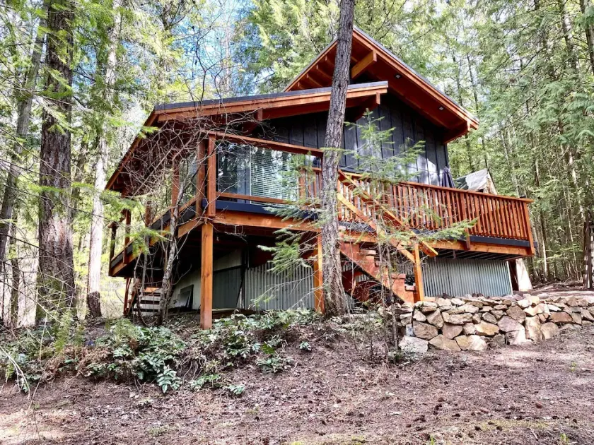 Modern cabin with private beach access in Blind Bay! - Image 1