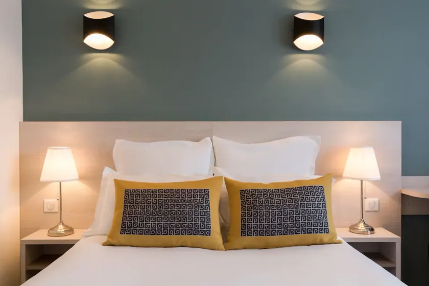 The Originals City, le Relais des Carnutes Dreux Ouest - Image 1
