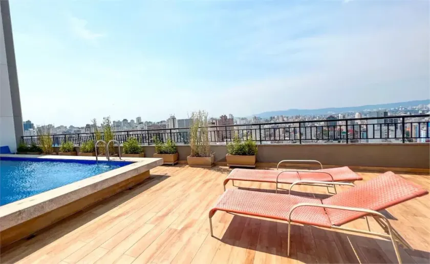 2 Bedroom Apartment with swimming pool, gym, laundry and hammocks on the windows - Image 1