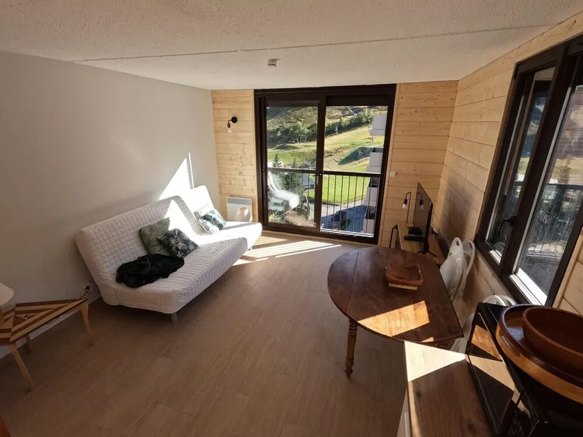 Comfortable 1BR in Agudes with elevator and equipped kitchen - Image 1