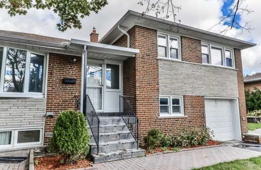 Entire Upper Suite. Newtonbrook Updated Suite. - Image 1