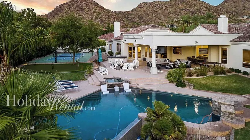 Manor Retreat – Pool, Spa & Pickleball- Villa -Anlage in Paradise Valley - Image 1
