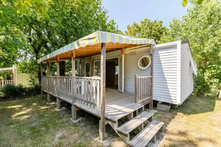 Camping Le Bois Joli *** - Pagan Leinwand Bungalow 5 Personen - Image 1