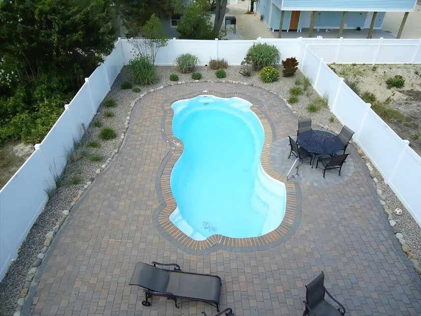Beautiful 8 bedroom, 4 full and 3 half baths with private inground pool - Image 1
