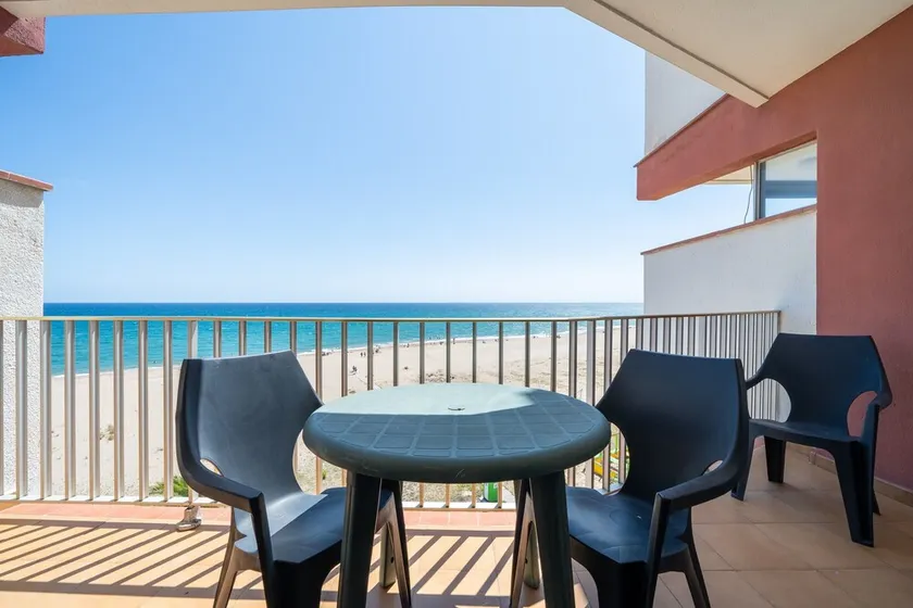 Appartement 'Edificio Victoria 5º-7ª' avec vue sur la mer, terrasse privée et Wi-Fi - Image 1