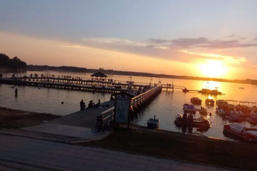 Holiday Home in Kretowiny Near Lake - Image 1