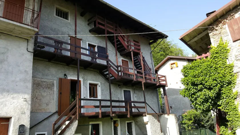 Casa Ronit in Valtellina - Image 1