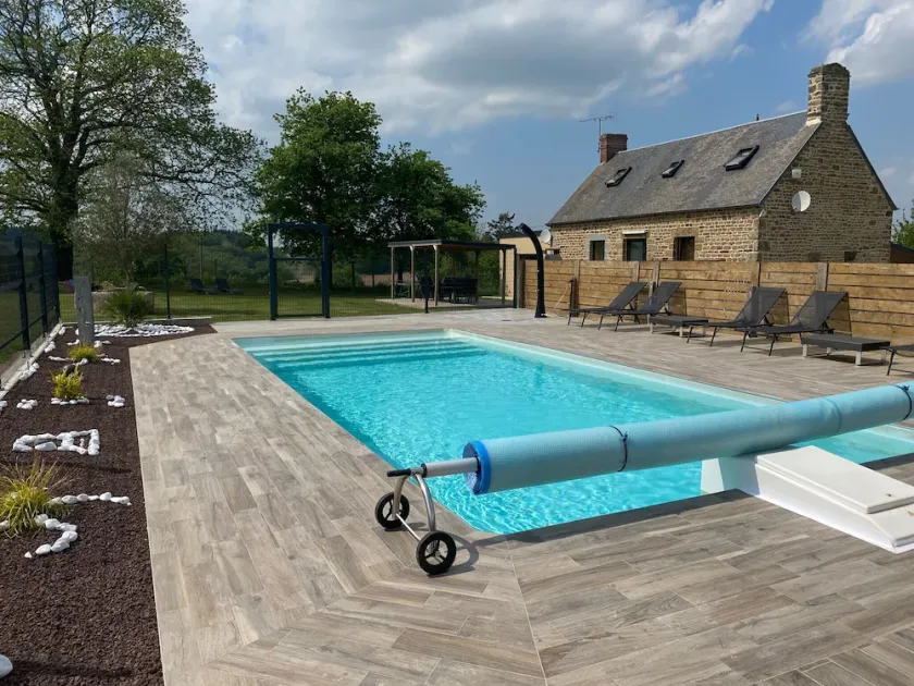 Casa di campagna con piscina, spa e sauna nella baia di Mt St Michel - Image 1