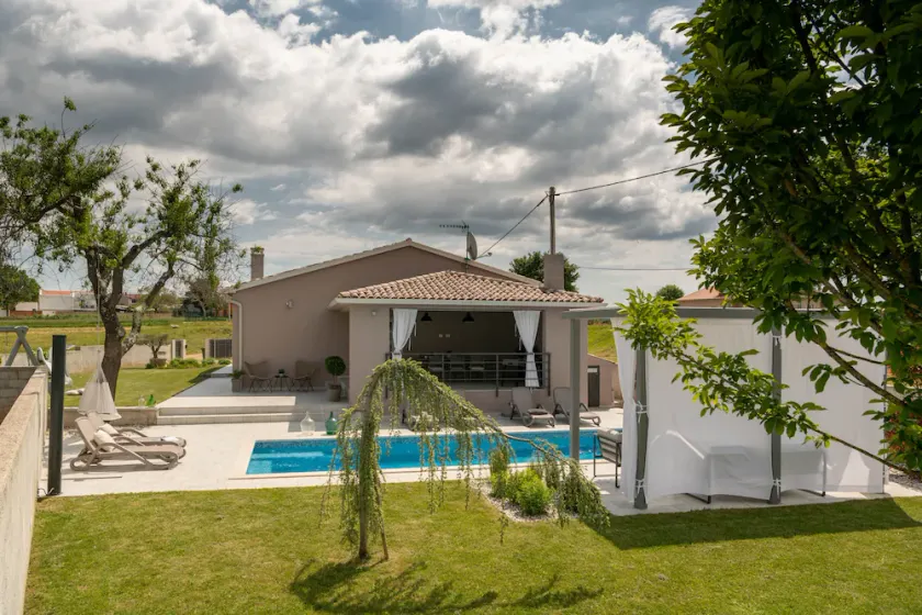New Design Villa, in the green heart of Istria, ideal for family holidays - Image 1