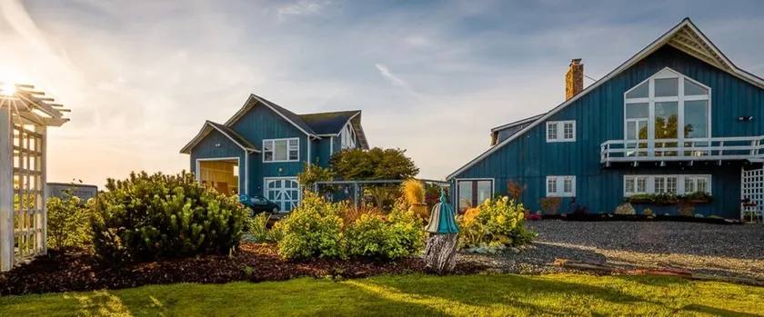 Waterfront Studio Private Guest Suite at Dungeness Barn House - Image 1
