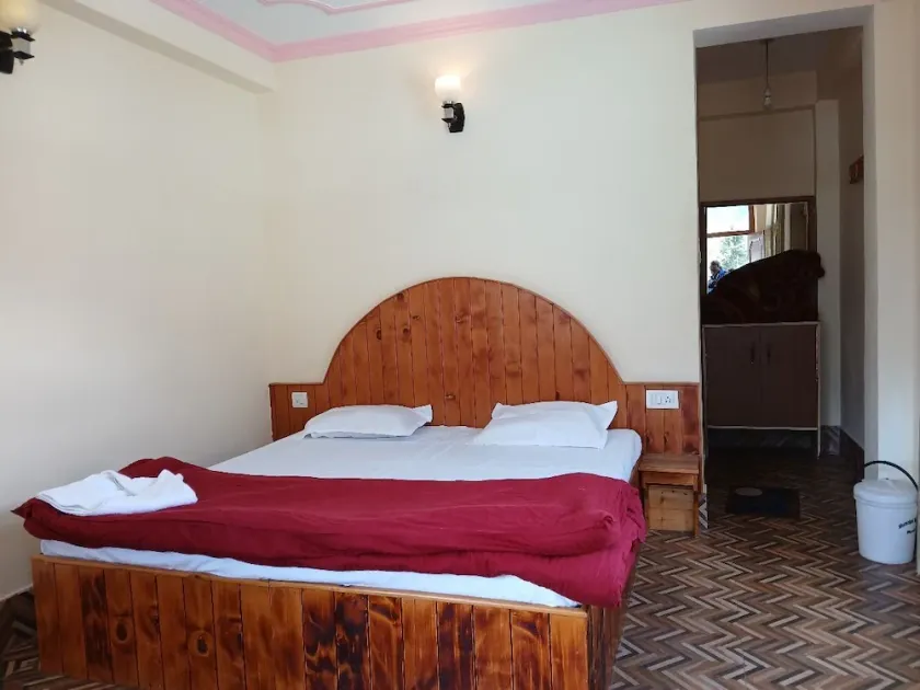Up Country Lodge - Image 1