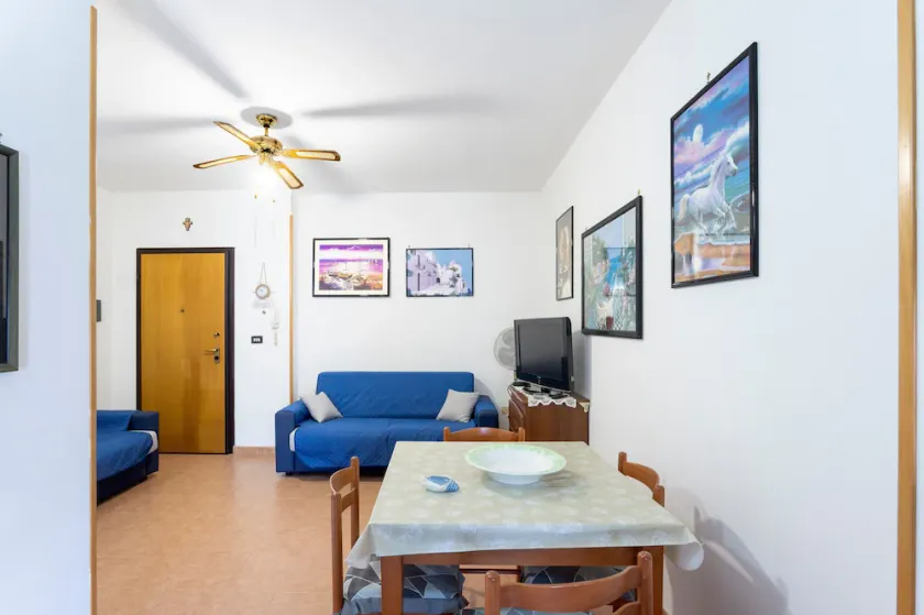 Ferienwohnung 'Dimora Giusy' mit privater Terrasse und Klimaanlage - Image 1