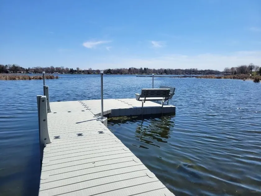 Lake front-Fishing-Snowmobile Trails Nearby! - Image 1