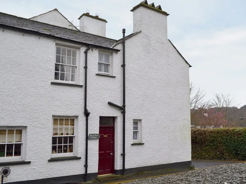 3 bedroom accommodation in Bowness on Windermere - Image 1