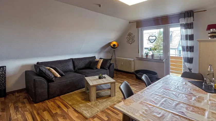 Gemütliche Ferienwohnung in Ruhiger Lage - Image 1