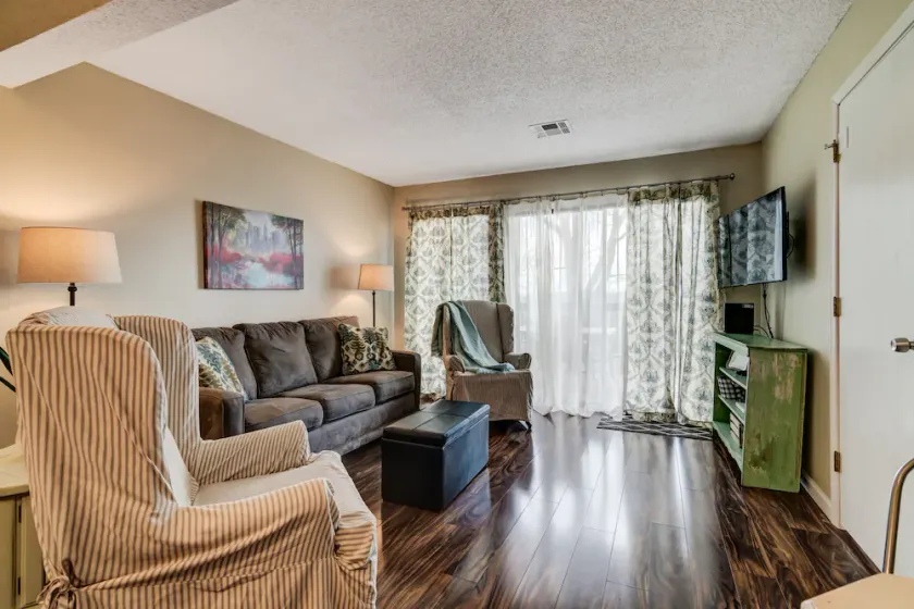 Samlingssted, hvor familie og venner mødes! 2BR Branson Condo. - Image 1