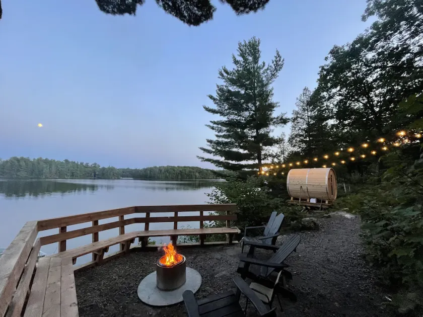 The Hatch - your family lakehouse retreat in Muskoka w/ Sauna & Hot Tub - Image 1