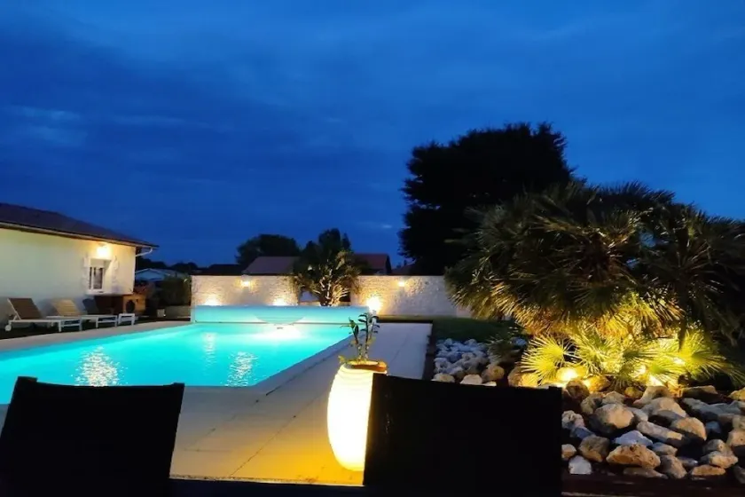 Villa climée dans quartier calme Sud Bassin classé 4* - Image 1