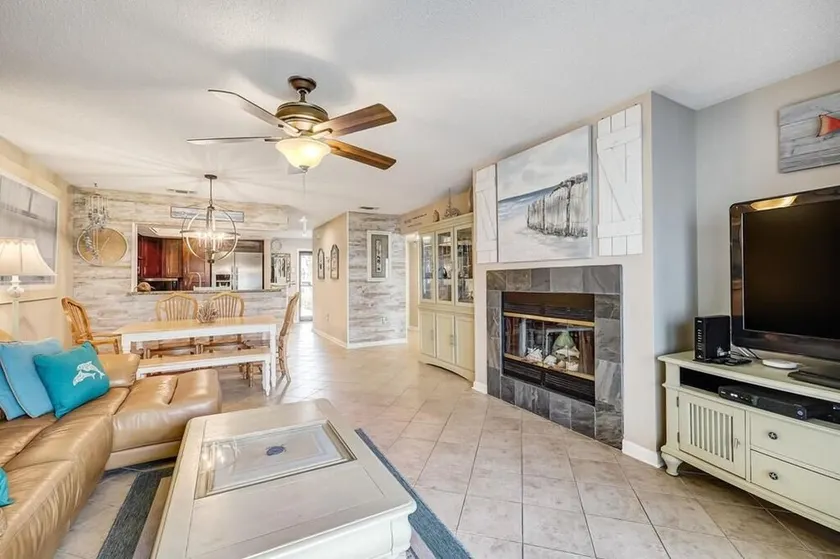 Sea Winds 58 -  Oceanside 2/2  All on one level with attached garage! - Image 1