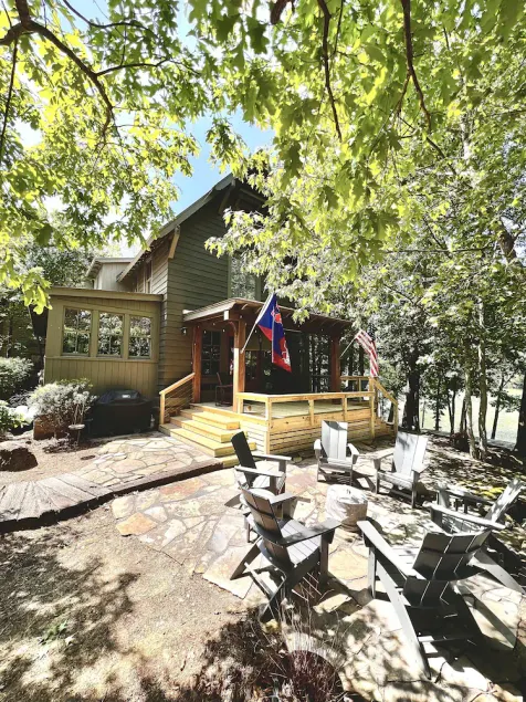 Silverock Cove Retreat: Panoramic Views + Pool & Boat Slip Access - Image 1