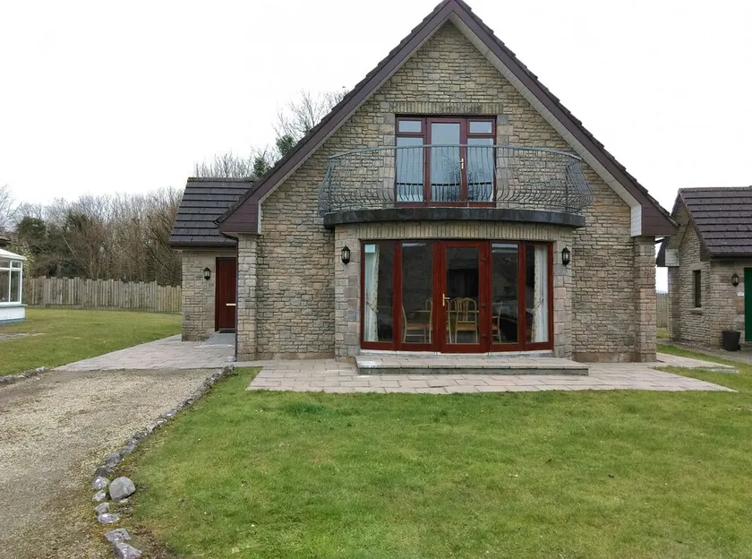 Galway Bay Lodge by Trident Holiday Homes - Image 1