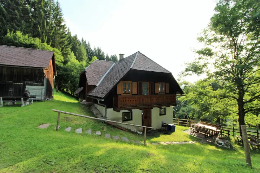 Spacious Chalet with Sauna near Ski Area in Wolfsberg - Image 1