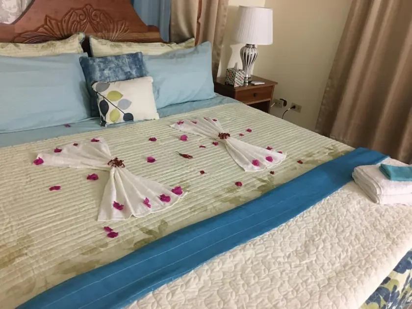 Luxury Escapes (Ocho Rios) - Image 1